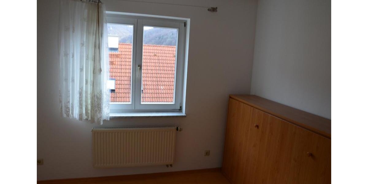 Etagenwohnung Lichtenstein - 4 Zimmer, 120 m&sup2;, 1.250&euro; | Angebot:25087484