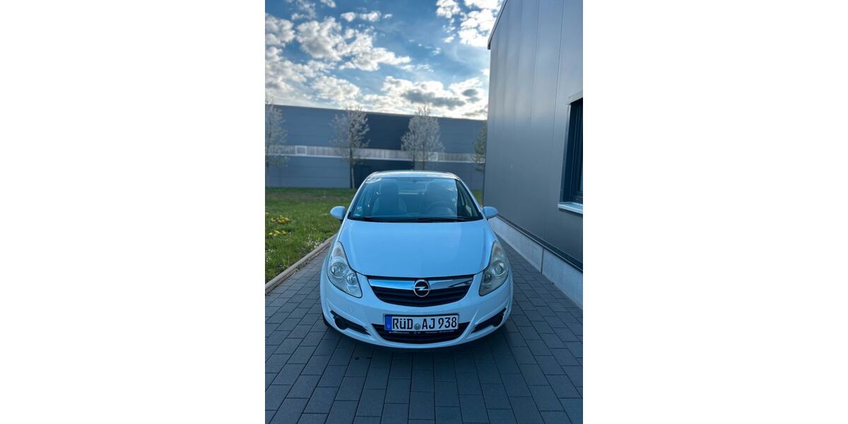 Opel Corsa 132.000 km 3.900 &euro; Rottenburg 72108