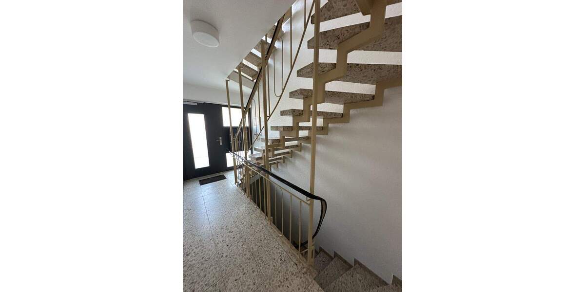 Mehrfamilienhaus, Wohnhaus Wendlingen - 7 Zimmer, 184 m&sup2;, 675.000&euro; | Angebot:25694250