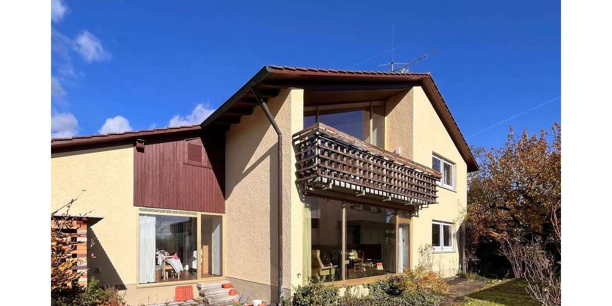 Einfamilienhaus Herrenberg - 7 Zimmer, 200 m&sup2;, 833.000&euro; | Angebot:25193781