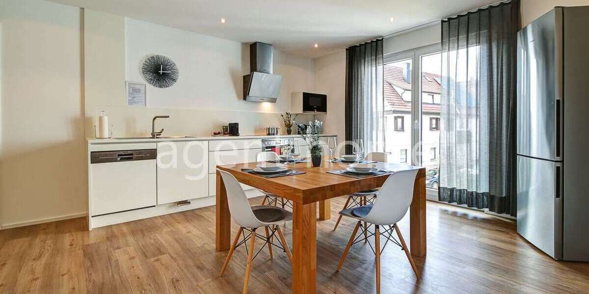 Etagenwohnung Reutlingen Altenburg - 3.5 Zimmer, 100 m&sup2;, 2.050&euro; | Angebot:26103433