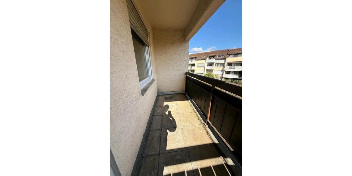 Etagenwohnung Esslingen am Neckar Hegensberg - 1 Zimmer, 28 m&sup2;, 700&euro; | Angebot:26683058