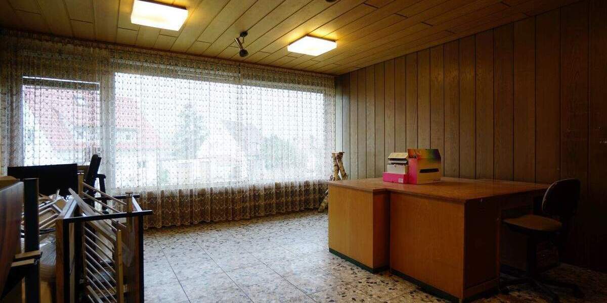 Einfamilienhaus Pliezhausen - 7 Zimmer, 196 m&sup2;, 690.000&euro; | Angebot:25697066