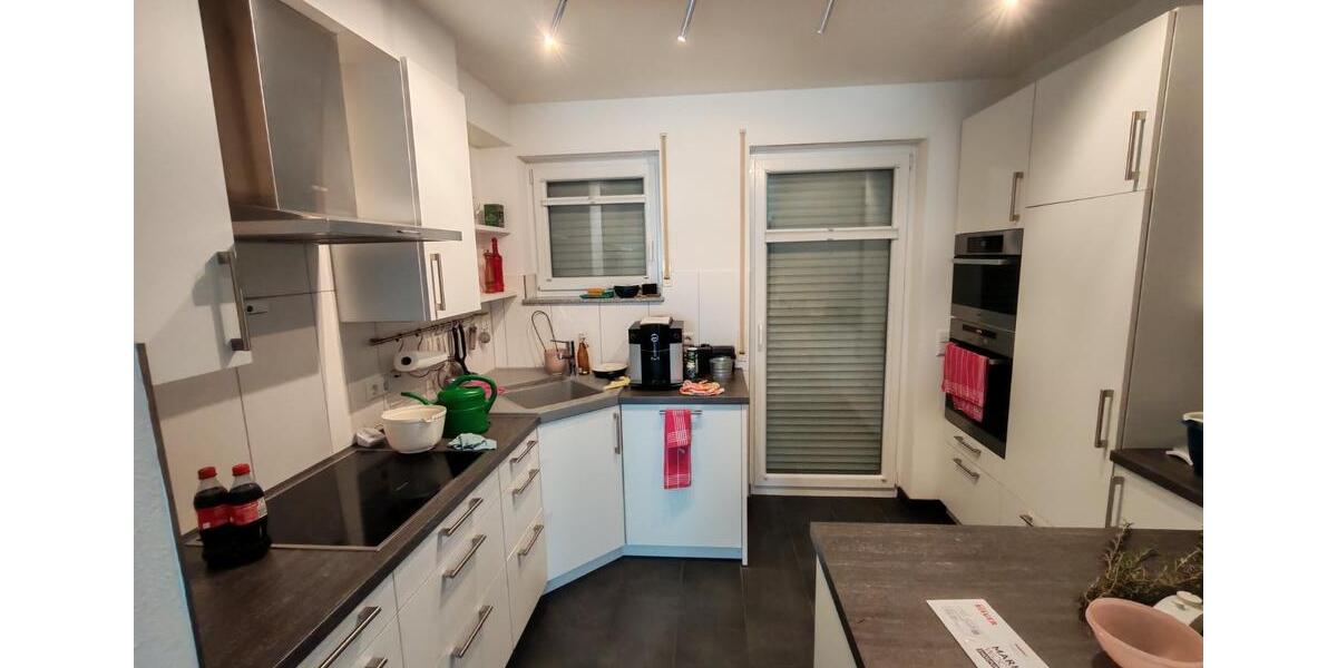 Etagenwohnung Esslingen am Neckar Hegensberg - 4 Zimmer, 90 m&sup2;, 1.200&euro; | Angebot:25959556
