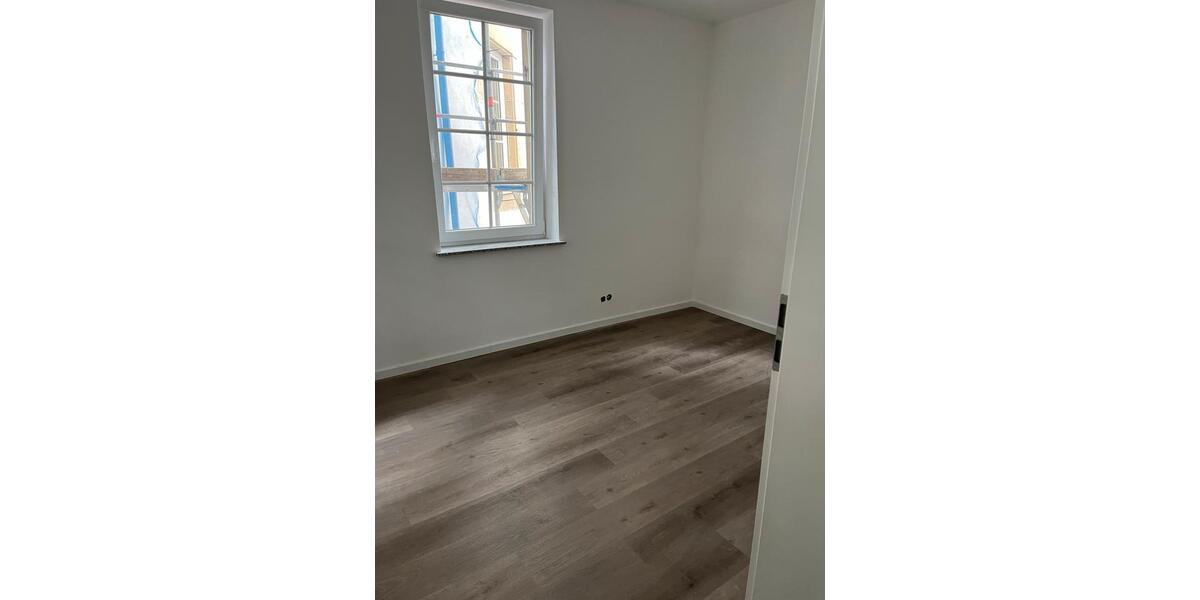 Etagenwohnung Rottenburg am Neckar - 4 Zimmer, 74 m&sup2;, 1.050&euro; | Angebot:25636990