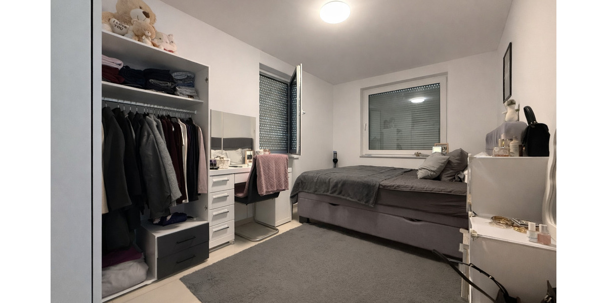 Mehrfamilienhaus, Wohnhaus Steinenbronn - 8 Zimmer, 233 m&sup2;, 949.000&euro; | Angebot:25704322