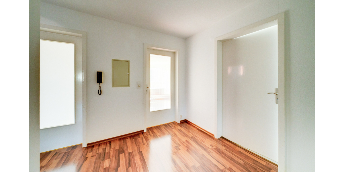 Wohn- und Geschäftshaus in der Münsinger Innenstadt - 3 Wohnungen und 1 Gewerbeeinheit - Wohn- & Geschäftshaus Münsingen | Angebot:18220329