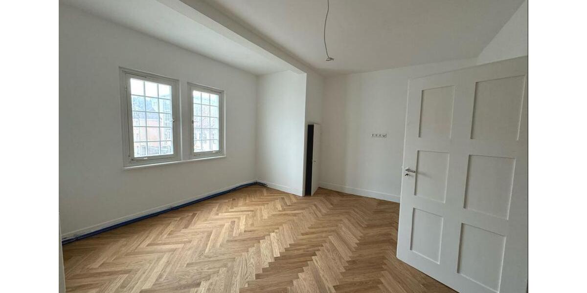 Etagenwohnung Esslingen am Neckar - 4 Zimmer, 97 m&sup2;, 1.490&euro; | Angebot:24943148