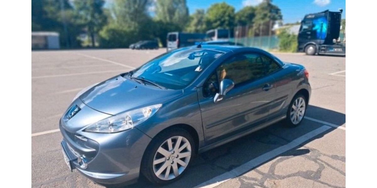 Peugeot 207 CC 107.800 km 4.500 &euro; Filderstadt 70794