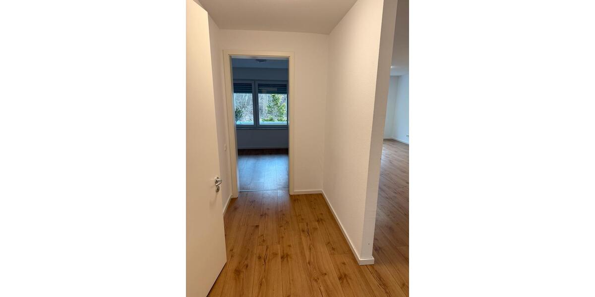Etagenwohnung Bad Urach - 3 Zimmer, 77 m&sup2;, 295.000&euro; | Angebot:24997185