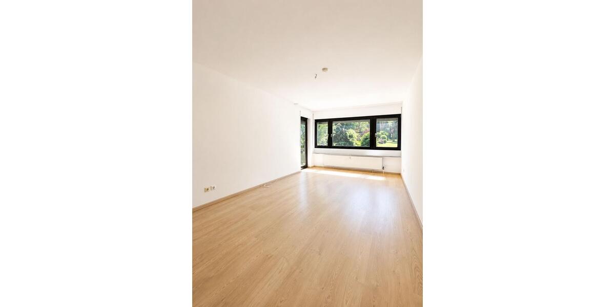 Erdgeschoßwohnung Esslingen am Neckar Brühl - 2.5 Zimmer, 65 m&sup2;, 900&euro; | Angebot:26612879