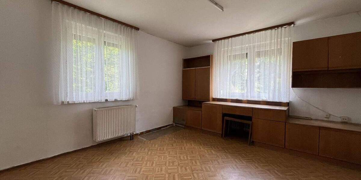 Mehrfamilienhaus, Wohnhaus Steinenbronn - 6 Zimmer, 208 m&sup2;, 699.000&euro; | Angebot:25748790