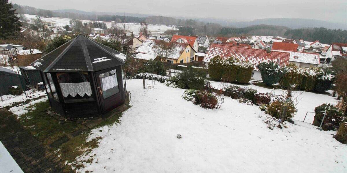 Einfamilienhaus Bad Urach Sirchingen - 4 Zimmer, 104 m&sup2;, 295.000&euro; | Angebot:26037310