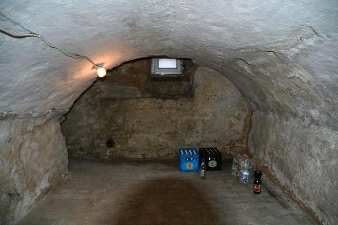 Etagenwohnung St. Johann - 4.5 Zimmer, 125 m&sup2;, 1.000&euro; | Angebot:26491791