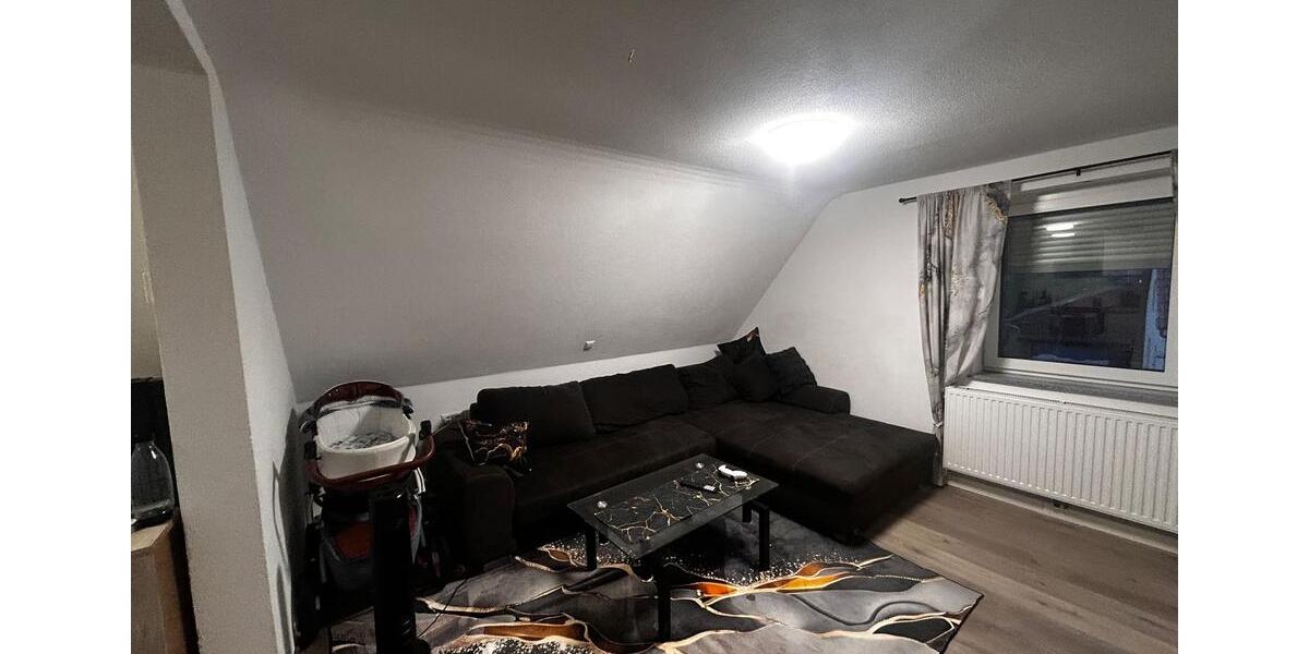 Etagenwohnung Reutlingen Sondelfingen - 3 Zimmer, 70 m&sup2;, 1.000&euro; | Angebot:26251888
