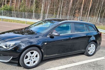 Opel Insignia 110.000 km 7.900 &euro; Hirrlingen 72145