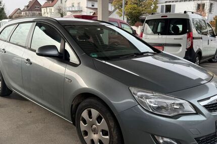 Opel Astra 182.000 km 2.900 &euro; Gomaringen 72810