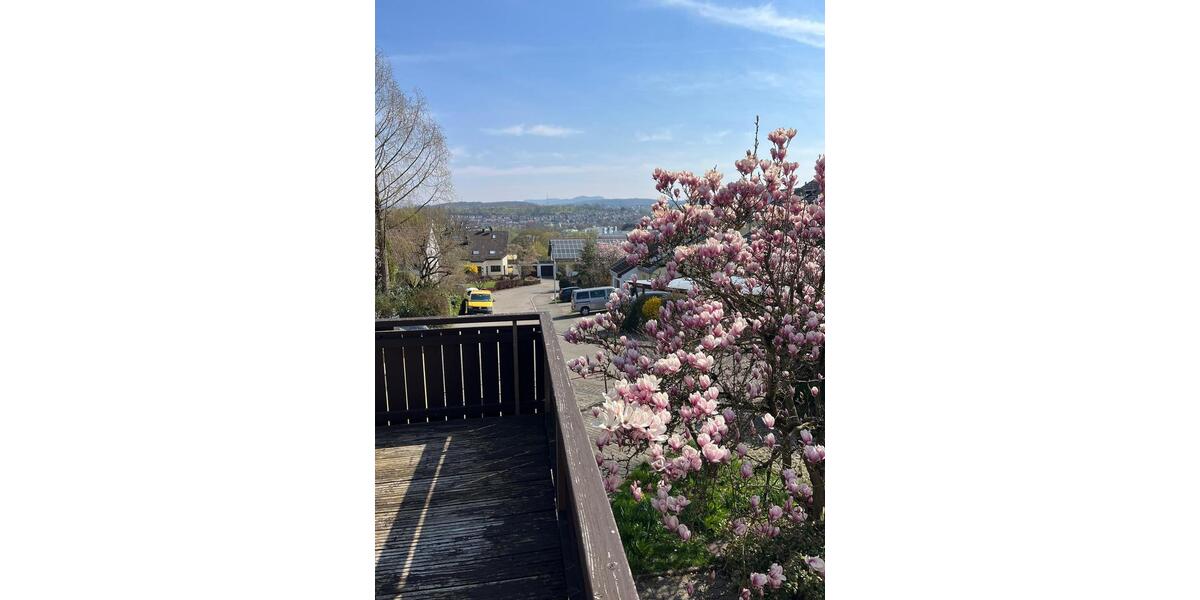 Doppelhaushälfte Nürtingen - 7 Zimmer, 206 m&sup2;, 698.000&euro; | Angebot:25976140