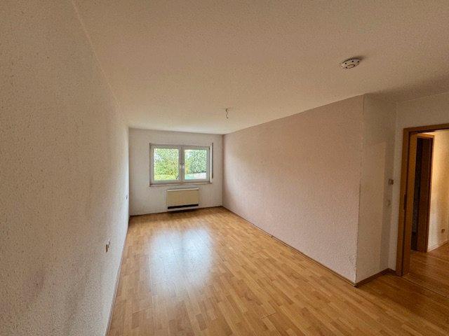 Etagenwohnung Frickenhausen - 3.5 Zimmer, 80 m&sup2;, 250.000&euro; | Angebot:26039120