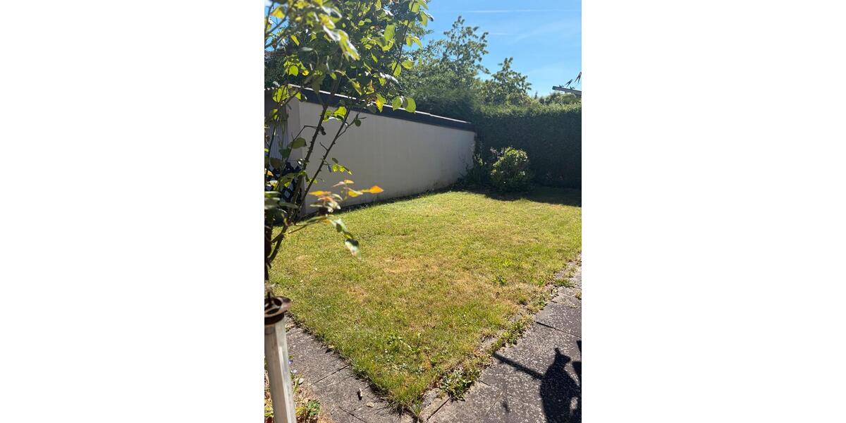 Dachgeschoßwohnung Leinfelden-Echterdingen Echterdingen - 5 Zimmer, 77 m&sup2;, 1.590&euro; | Angebot:27545344