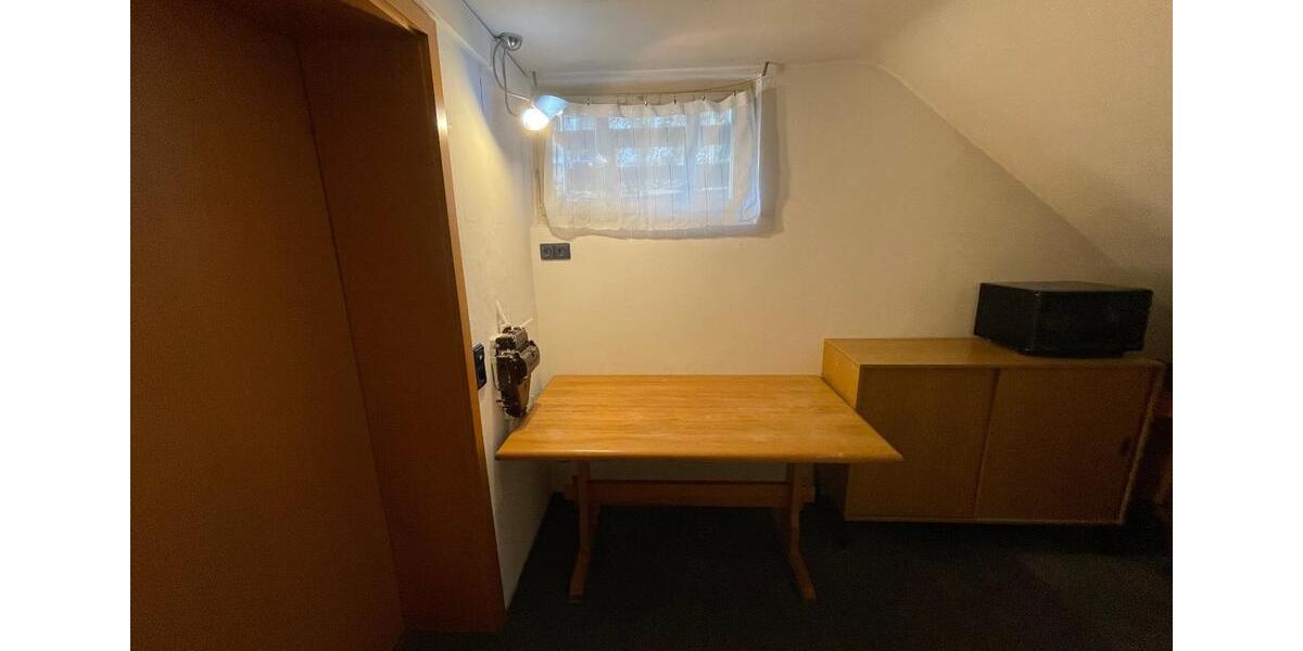 Etagenwohnung Nürtingen - 1 Zimmer, 20 m&sup2;, 380&euro; | Angebot:26045345