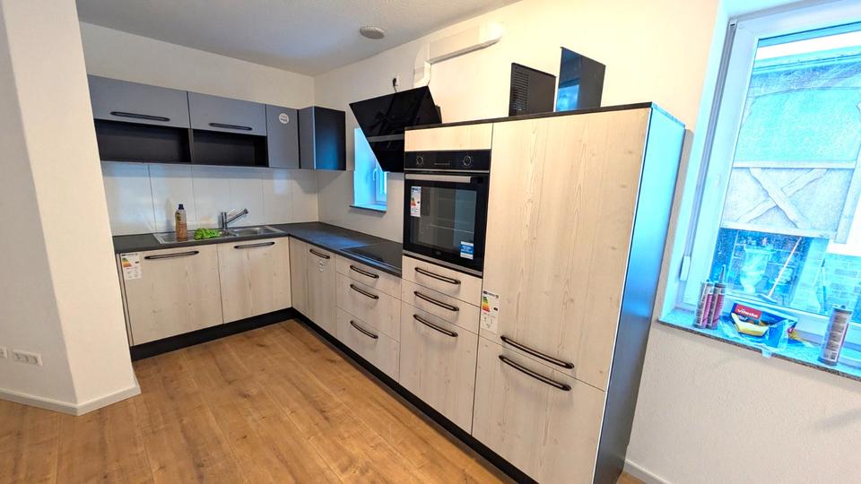 Erdgeschoßwohnung Hechingen - 4.5 Zimmer, 140 m&sup2;, 1.250&euro; | Angebot:27544032