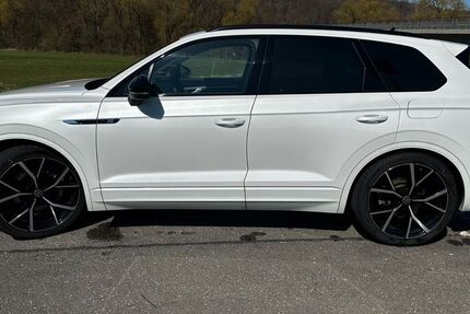 VW Touareg 57.700 km 58.800 &euro; Reutlingen 72766