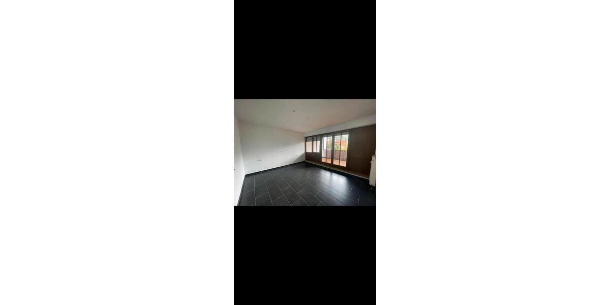 Etagenwohnung Eningen unter Achalm - 3.5 Zimmer, 89 m&sup2;, 319.000&euro; | Angebot:27079111