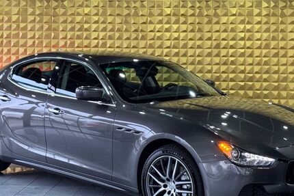 Maserati Ghibli 181.900 km 19.900 &euro; Eningen unter Achalm 72800