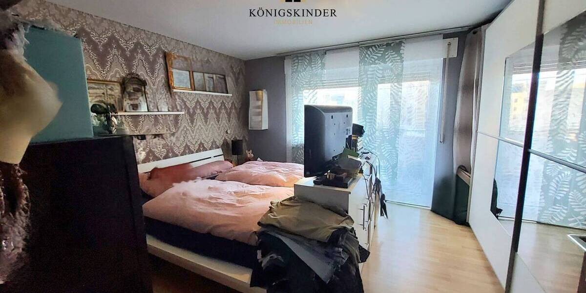 Etagenwohnung Esslingen am Neckar Zollberg - 4 Zimmer, 111 m&sup2;, 420.000&euro; | Angebot:26657618