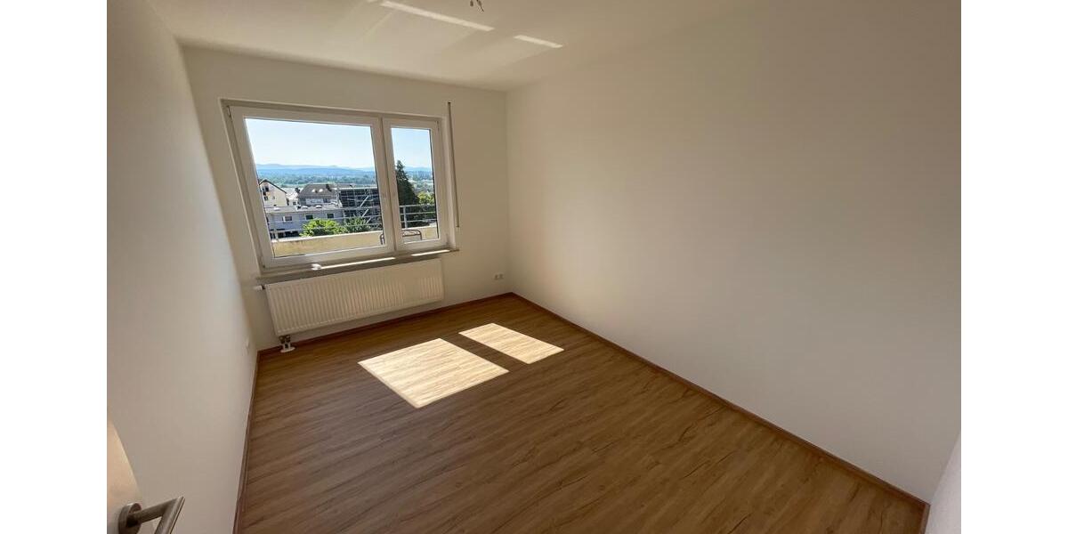 Maisonettenwohnung Plochingen - 6 Zimmer, 150 m&sup2;, 1.850&euro; | Angebot:25942980